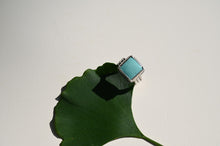 Load image into Gallery viewer, TURQUOISE STONE RING
