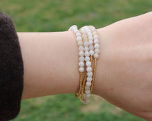 Load image into Gallery viewer, Grey Jade &amp; Gold Bracelet
