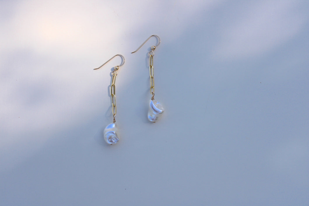 Single Pearl Drop Earrings in Gold