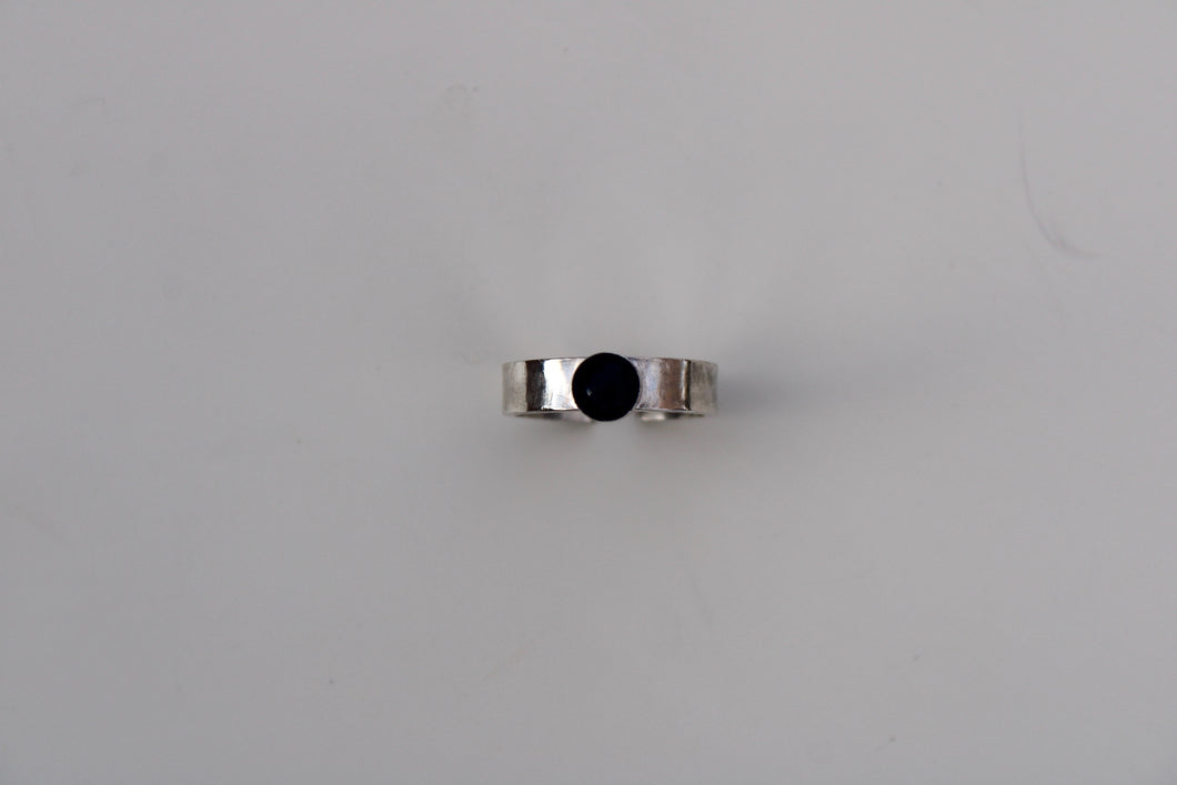 Onyx on Thick Band